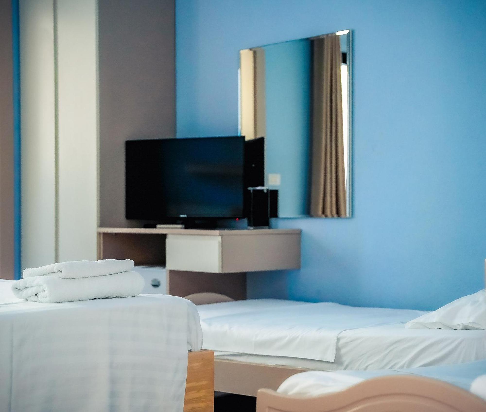 Hotel Andi ドゥラス エクステリア 写真