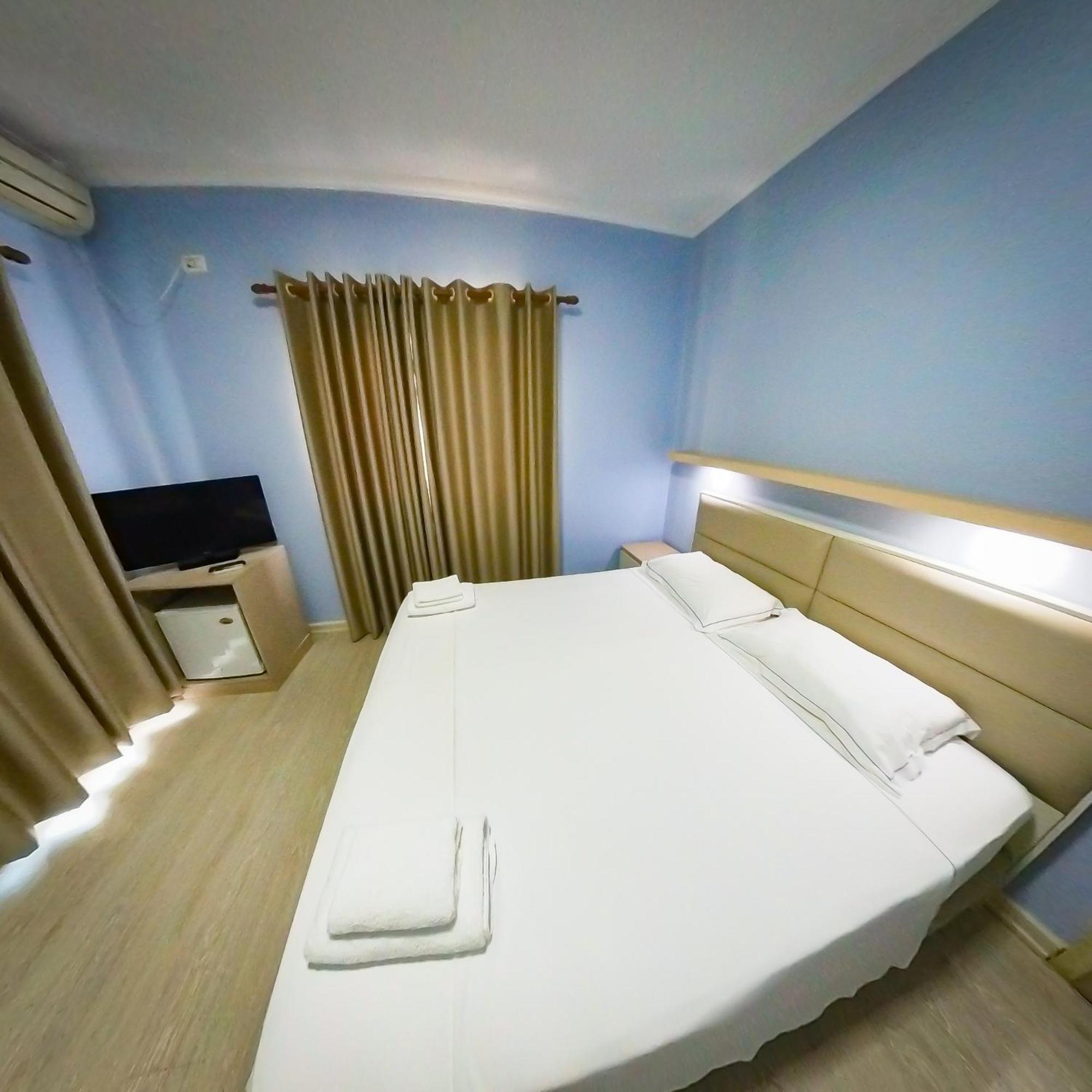 Hotel Andi ドゥラス エクステリア 写真